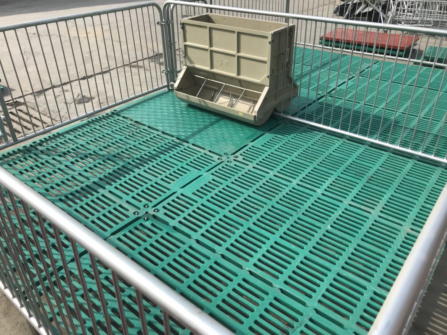 為什么復(fù)合漏糞板如此受歡迎？